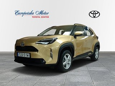 Toyota Yaris Cross 1.5 HSD Active AWD-i P-Sensorer / V-Hjul