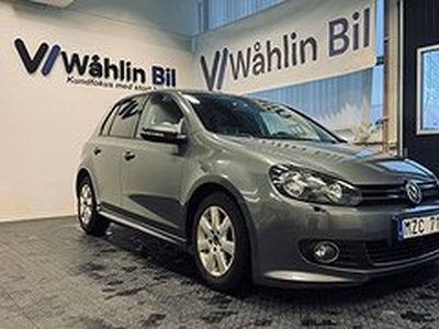 Volkswagen Golf 1.6 TDI Motorvärmare Dark Label Style B-sensorer