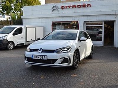 Volkswagen Golf GTE 1.4 TSI DSG 204hk Värmare + Drag