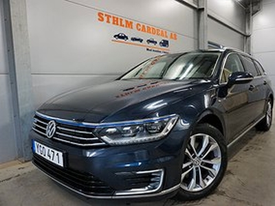 Volkswagen Passat GTE 218hk Executive B-kamer 12 Mån-garanti