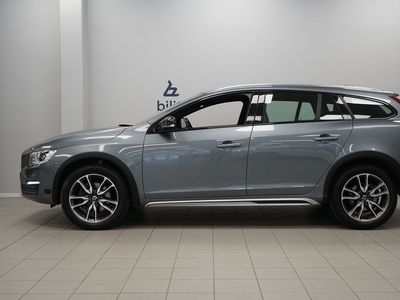 Volvo V60 Cross Country D4