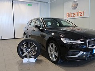 Volvo V60 Recharge T6 AWD *JANUARIREA* Aut-Drag-Värmare-SoV