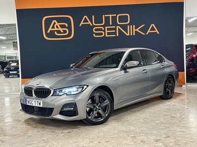 BMW 330e 292hk Sedan M Sport Kamera Connected Package