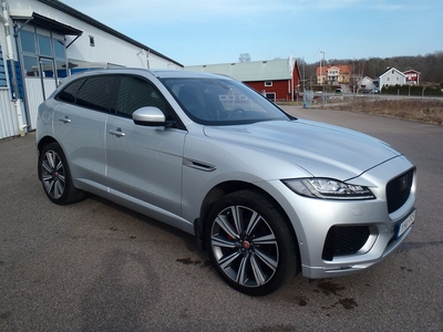 Jaguar F-Pace S 381hk, AWD, Meridian, Panorama, Kamera