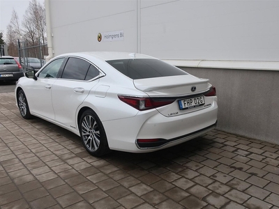 Lexus ES 300h 2.5 E-Cvt Taklucka Läder Navi 360 Kamera