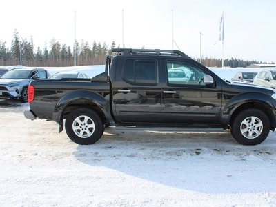 Nissan Navara Dubbelhytt 2.5 dCi 4x4 Euro 5 Värmare fjärr