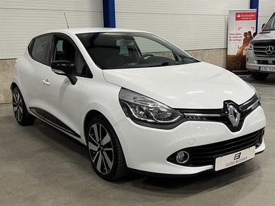 Renault Clio 0.9 TCe 90 HK Manuell / En brukare / Navi / Keyless /