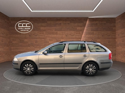 Skoda Octavia Kombi 1.6 MPI Multifuel Euro 4 Drag S+V däck