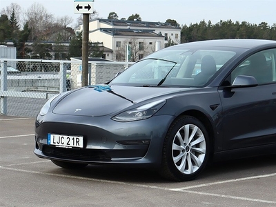 Tesla Model 3 Long Range AWD S/V-hjul Drag 1 ägare Moms