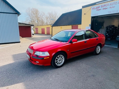 Volvo S40 1.8 Euro 3/Ny besiktigat/servad/kamrem/AC/låg mil