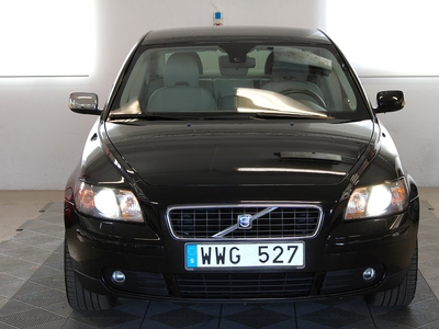 Volvo S40 2.4 Kinetic / P-sensor /Farthållare / 140hk