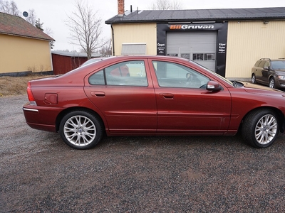 Volvo S60 2.5T Summum Drag/ Skinn