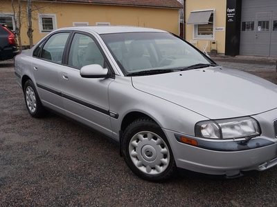 Volvo S802.4 Aut 14 2001, Sedan