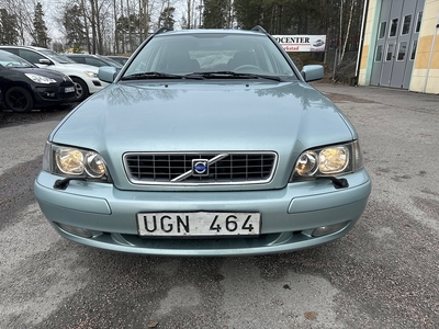 Volvo V40 2.0T Dragkrok M-värmare Nybesiktad