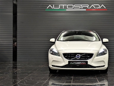 Volvo V40 D2 116hk | Panorama | Automat | Nyservad |