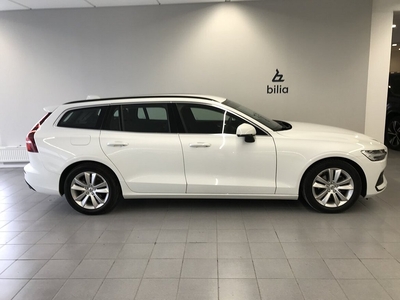 Volvo V60 B4 Bensin Mom Adv Navi Pro Edition