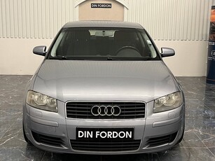 Audi A3 2.0 FSI Attraction, Comfort/ NY BES