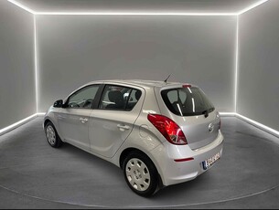 Hyundai i20 1.2 Premium Euro 5/ Farthållare/ Bluetooth/ PDC