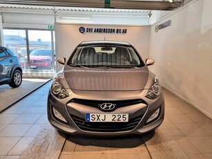 Hyundai i30 5-dörrar 1.6 CRDi Business (110) Dragkrok Mvärm