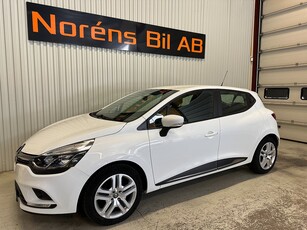 Renault Clio TCe 75Hk Bensin Euro 6 ENDAST 4700MIL VÄLSKÖTT!