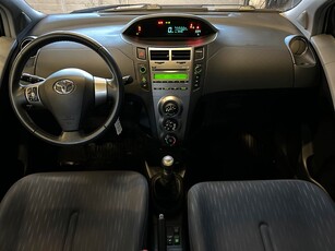 Toyota Yaris 5-dörrar 1.33 M-Värm Nybesiktigad 0.45L/mil