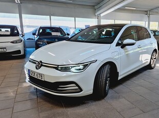 Volkswagen Golf Plug-In Hybrid 204hk GPS Drag Värmare Kamera