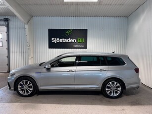 Volkswagen Passat Sportscombi GTE -Värmare/Drag/Kamera