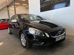 Volvo S60 D2 Powershift, 115hk Momentum, R-Design