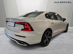 Volvo S60 Recharge T8 R-Design