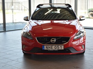 Volvo V40 D2 Momentum R-Design Panorama Navi BLIS