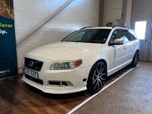 Volvo V70 2.5FT 231hk Geartronic Momentum | R-Design | Drag