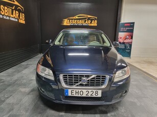 Volvo V70 2.5T Geartronic Summum Euro 4 200hk, GPS