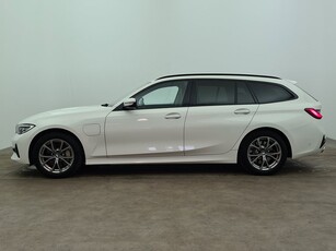 BMW 330e xDrive Touring 292hk Aut Sport line | Drag | B-kam