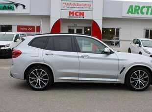 BMW X3 xDrive30d Steptronic M Sport / Panorama, Värmare,360