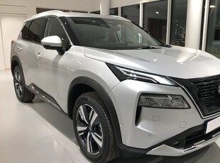 Nissan X-TrailTekna | Skinnklädsel, 7-sits, 360° kamera HUD 2023, SUV