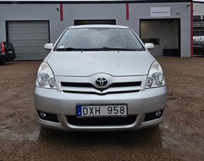 Toyota Corolla Verso 1.8 VVT-iAutomat/7 SITS//Låg mil//1 ÄG