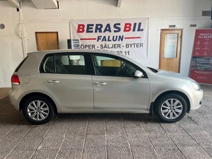 Volkswagen Golf 5-d 1.6 Euro 4/Ny Kamrem/Ny Besiktad/Ny Servat/AUX/AC