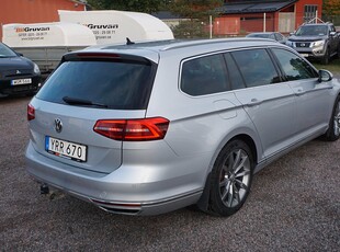 Volkswagen Passat Sportscombi GTE Drag M-Värm Moms 7400mil