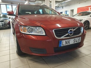 Volvo V50 D2 Kinetic Euro 5 NYSERVAD SKINNINREDNING