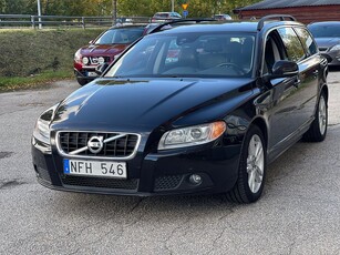 Volvo V70 D4 Momentum Årsskatt 1520kr Ny Servad