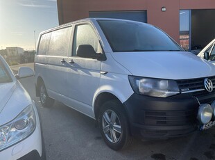 VW Transporter T6 2.0 TDI BMT Skåp 4MOTION (150hk)