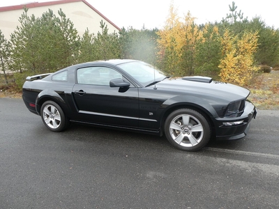 Ford Mustang GT/CS Coupe Unik Bil