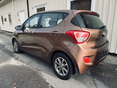 Hyundai i10 1,o-67Hk/Aut/LÅGMILARE/1 ägare/Moms