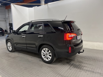 Kia Sorento 2.2CRDi 4WD 197hk 7-sits Skinn Pano Drag M-värme