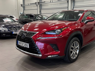 Lexus NX 300h AWD 2.5 AWD 1-ÄGARE EXECUTIVE VÄLVÅRDAD