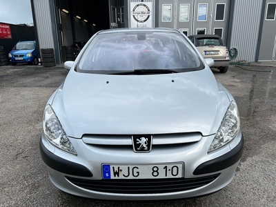 Peugeot 307 5-dörrar 1.6 XT KAMREM BYTT 109hk