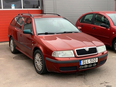 Skoda Octavia Tour Kombi 1.6 MPI Euro 4