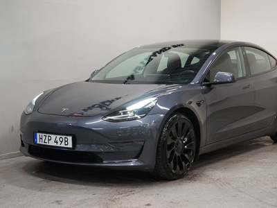 Tesla Model 3 Performance 513hk Värmepump Rattvärme Leasbar