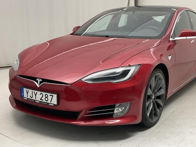 Tesla Model S 75D (525hk)