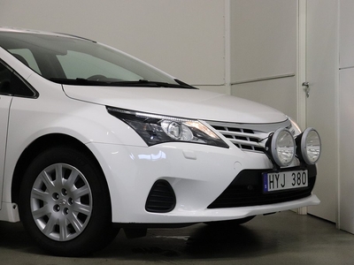 Toyota Avensis Kombi 2.0 D-4D | Bluetooth | GPS | Extraljus